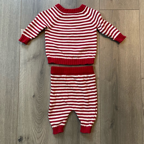 Carters red and white striped sweater and pants 3m - Picture 2 of 4